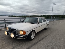 Mercedes-Benz 240