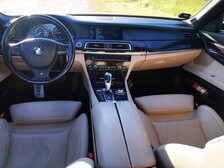 BMW 740
