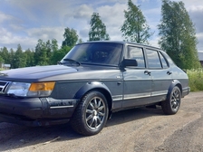 Saab 900