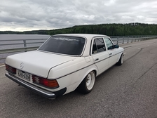 Mercedes-Benz 240
