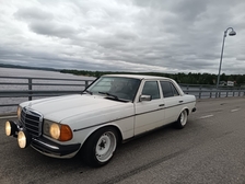 Mercedes-Benz 240