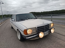 Mercedes-Benz 240
