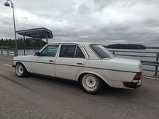 Mercedes-Benz 240