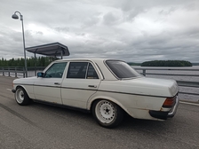 Mercedes-Benz 240
