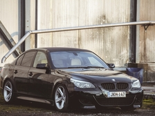 BMW 523