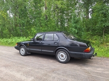 Saab 900