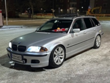 BMW 330
