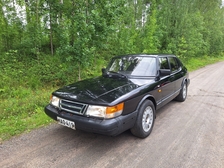 Saab 900