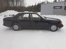 Mercedes-Benz 200