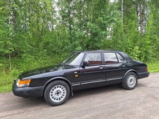 Saab 900