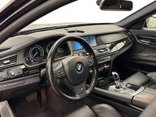 BMW 740