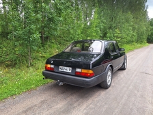 Saab 900