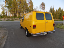Chevrolet Chevy Van
