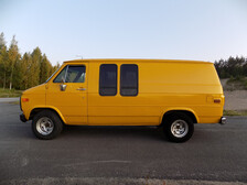 Chevrolet Chevy Van