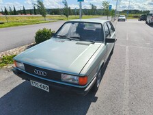 Audi 80