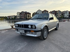 BMW 325