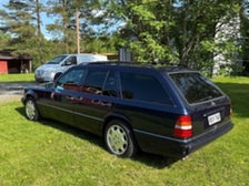 Mercedes-Benz 320