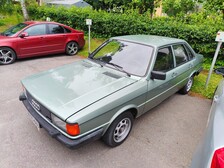Audi 80