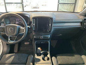Volvo EC40