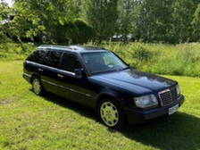 Mercedes-Benz 320