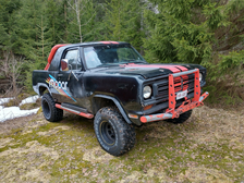 Plymouth Trailduster