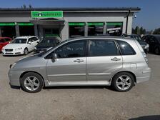 Suzuki Liana