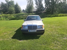 Mercedes-Benz 260