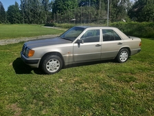 Mercedes-Benz 260