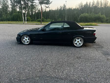 BMW 325