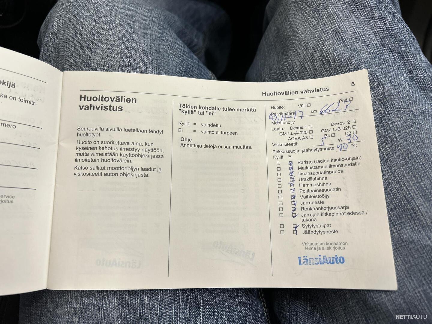 28 / 31