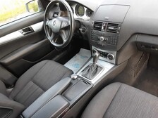 Mercedes-Benz 200