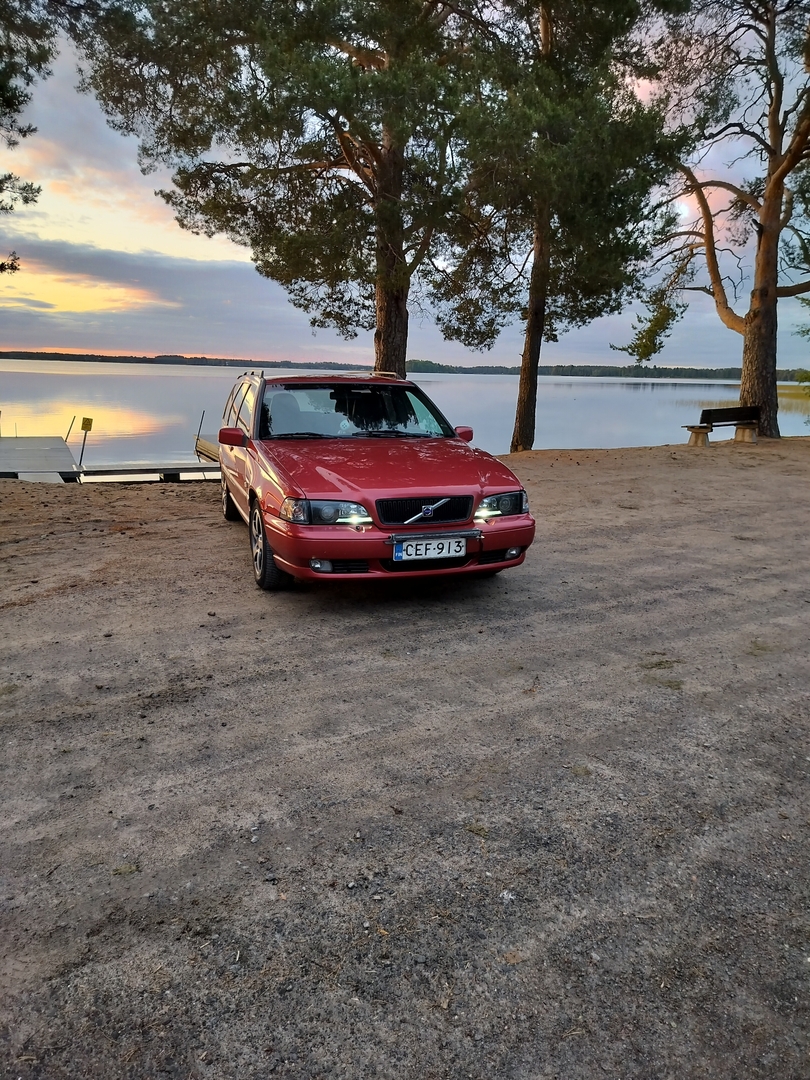 Volvo V70 1998, kuva 2/5