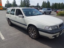 Volvo XC70