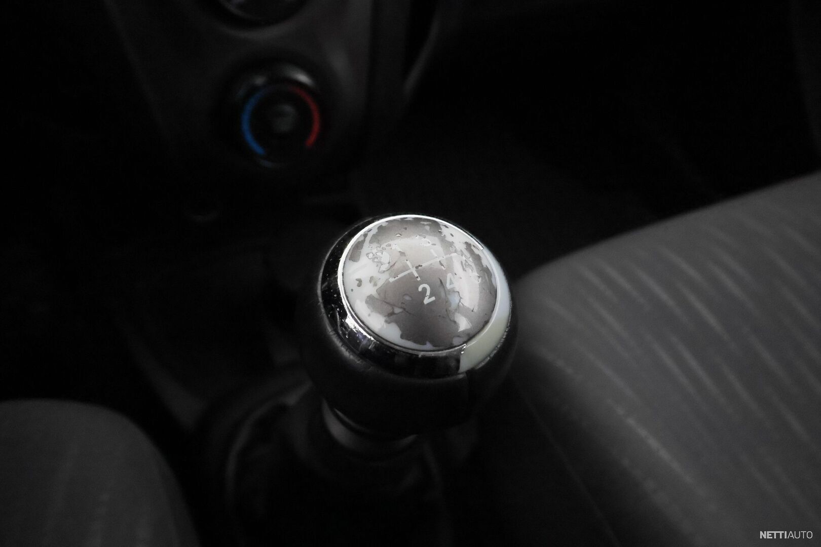 18 / 24