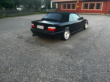 BMW 325