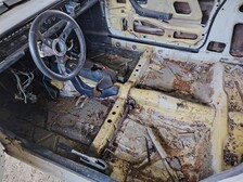 Volvo 142