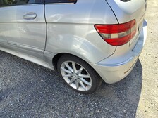 Mercedes-Benz B