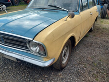 Ford Cortina