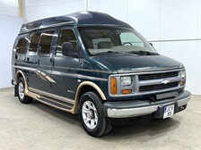 Chevrolet Chevy Van