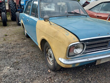 Ford Cortina