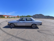 Mercedes-Benz 300