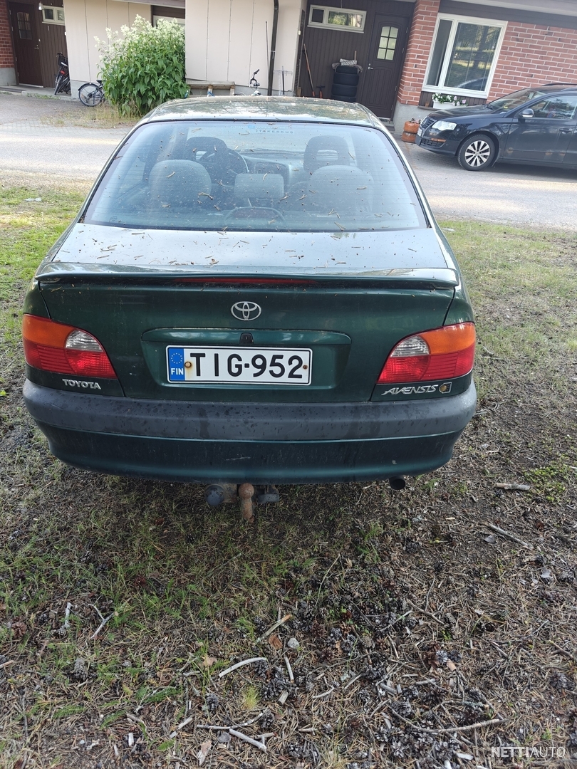 19 / 22
