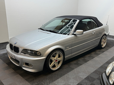 BMW 323