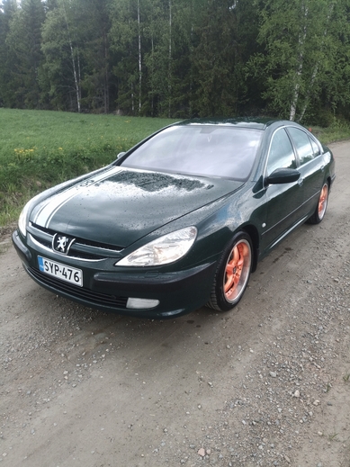 Peugeot 607