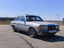 Mercedes-Benz 300