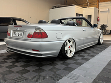 BMW 323