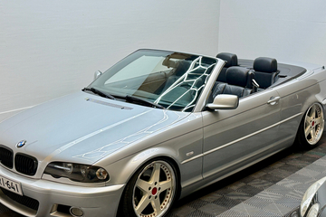 BMW 323