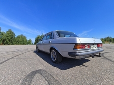 Mercedes-Benz 300