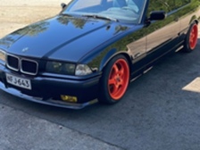 BMW 325
