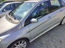 Mercedes-Benz B